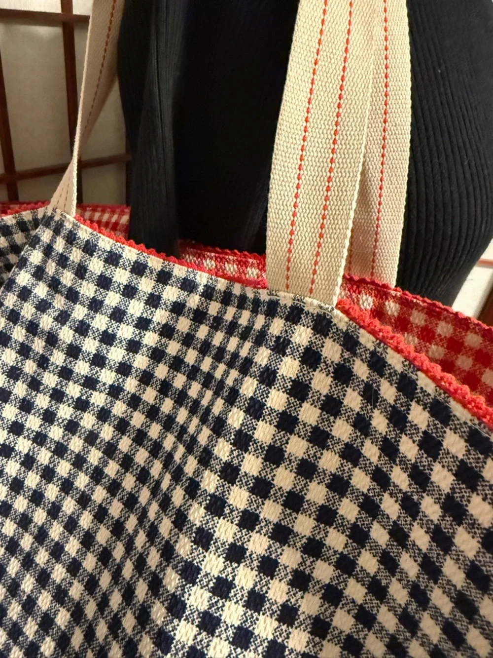 Spacious Reversible Canvas Tote Handbag -  Red & Navy Gingham - Picture 7 of 14